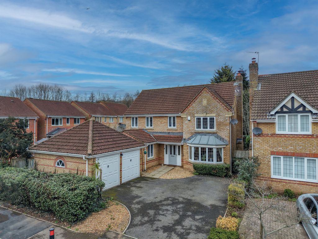 4 bed detached house for salePriory Gardens, Langstone, Newport, Newport NP18