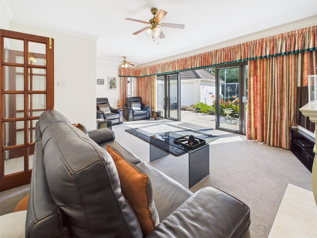 Additional image 3 of 5 bed detached bungalow for saleChepstow Road, Caldicot NP26