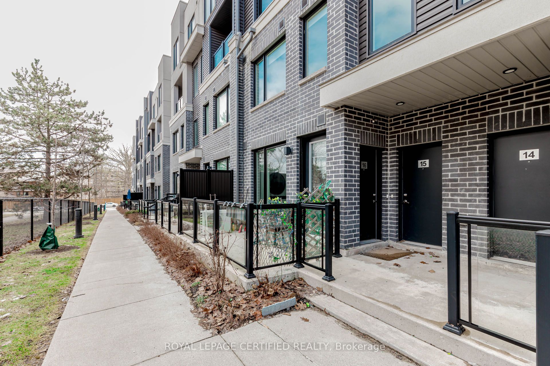 Additional image 3 of 16-3483 Widdecombe Way, Mississauga, ON, L5L 0B8