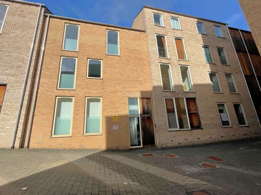 1 bed flat for saleMuseum Court, Lincoln LN2