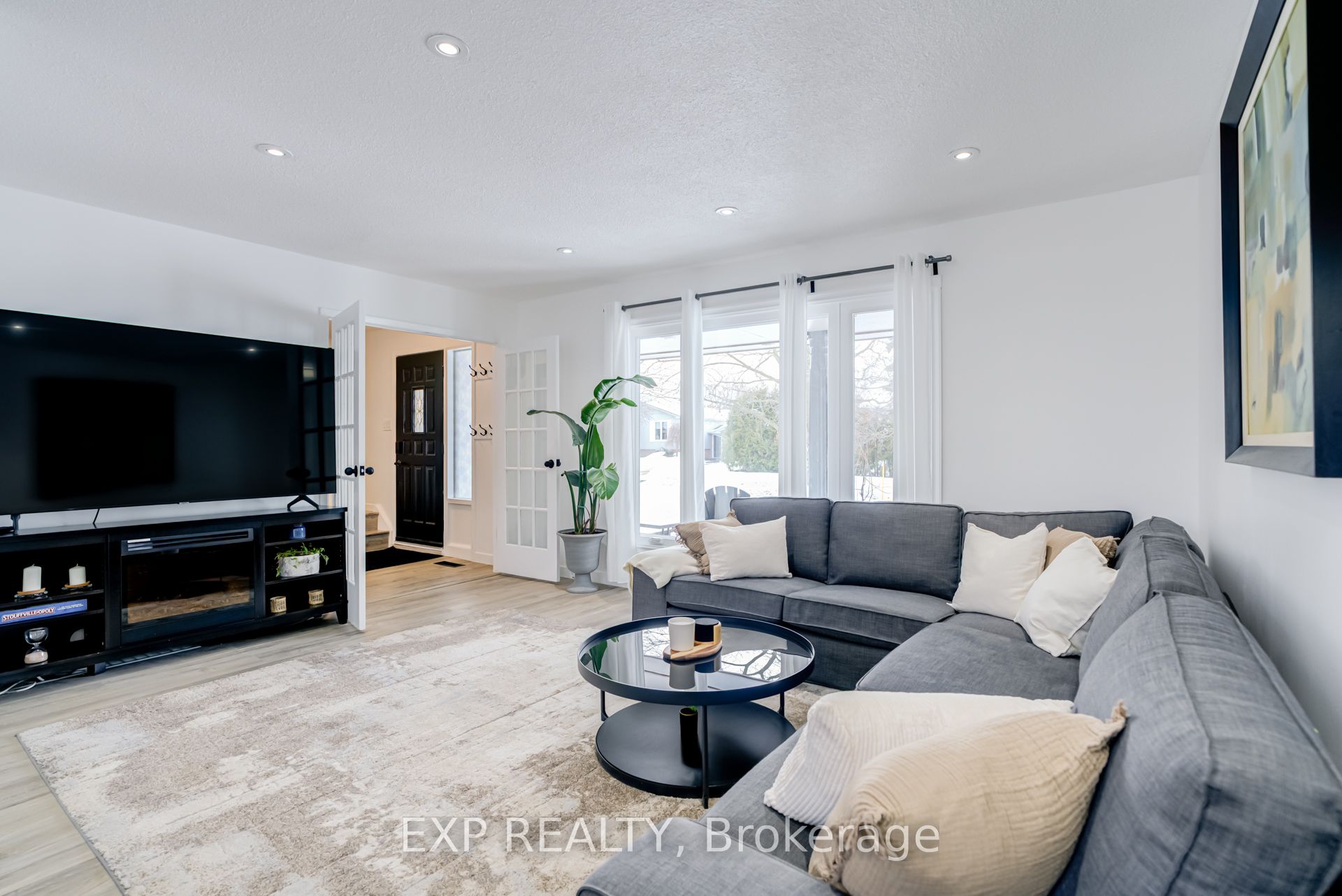 Additional image 5 of 104 Stuart Street, Whitchurch-stouffville, ON, L4A 4S2