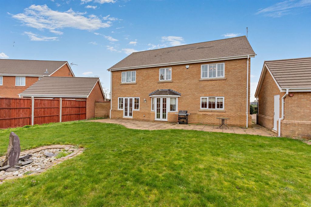 Additional image 3 of 7 bed detached house for saleLoch Fyne Close, Orton Northgate, Peterborough PE2