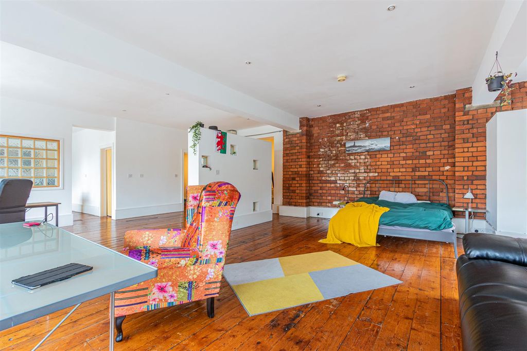 Additional image 7 of Studio for sale4 Ocean House, Clarence Road, Cardiff CF10