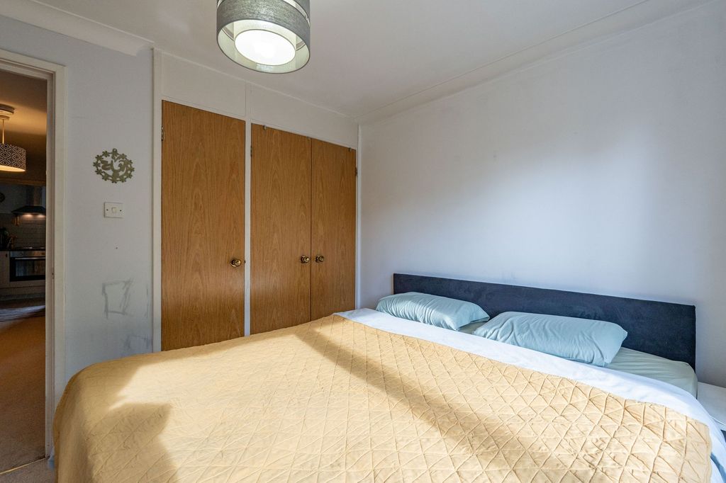 Additional image 7 of 2 bed flat for saleThe Crescent, Llandaff CF5