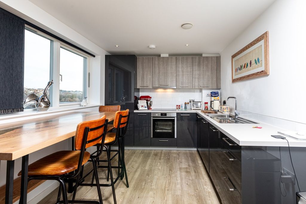 Additional image 9 of 2 bed flat for saleLa Route De Beaumont, St Peter JE3