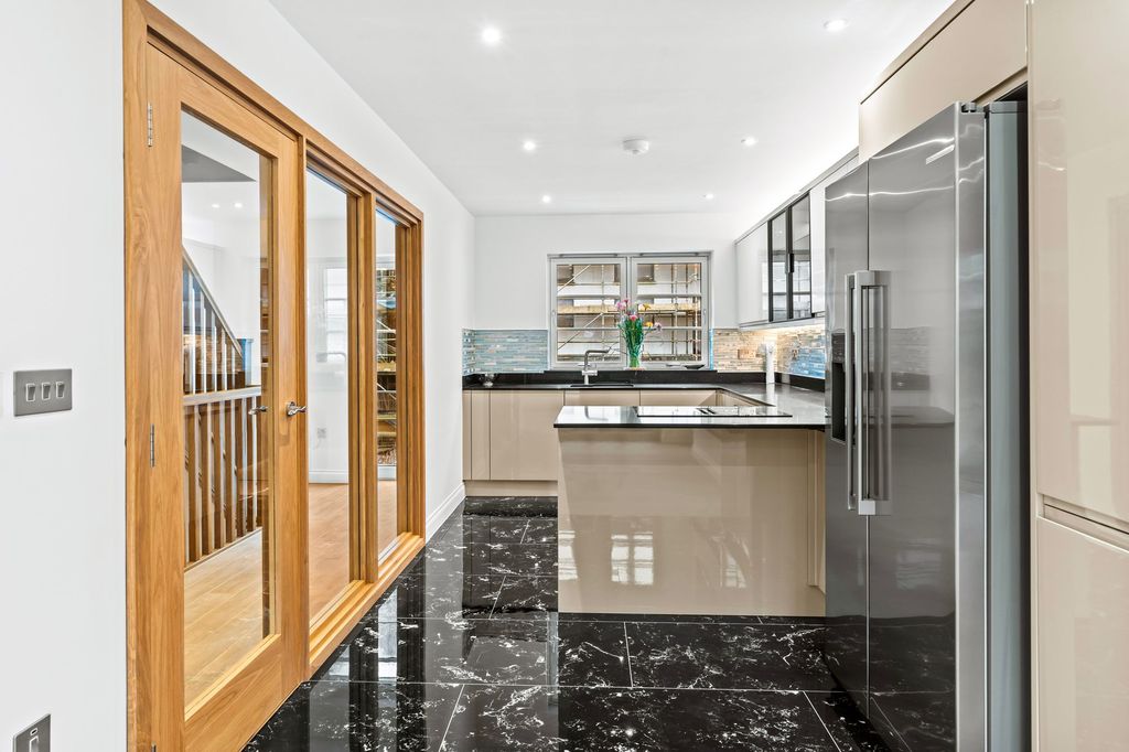 Additional image 29 of 3 bed property for saleCranworth Mews, St Helier JE2