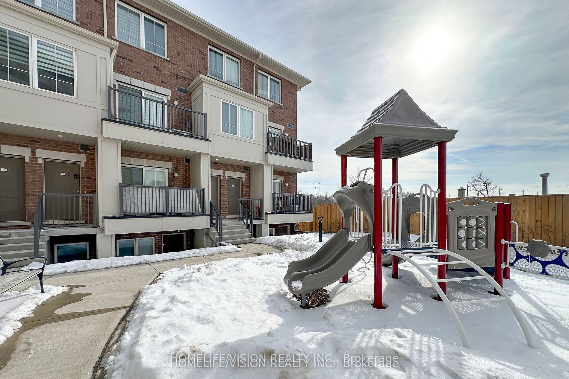 12-490 Beresford Path, Oshawa, ON, L1H 0B2