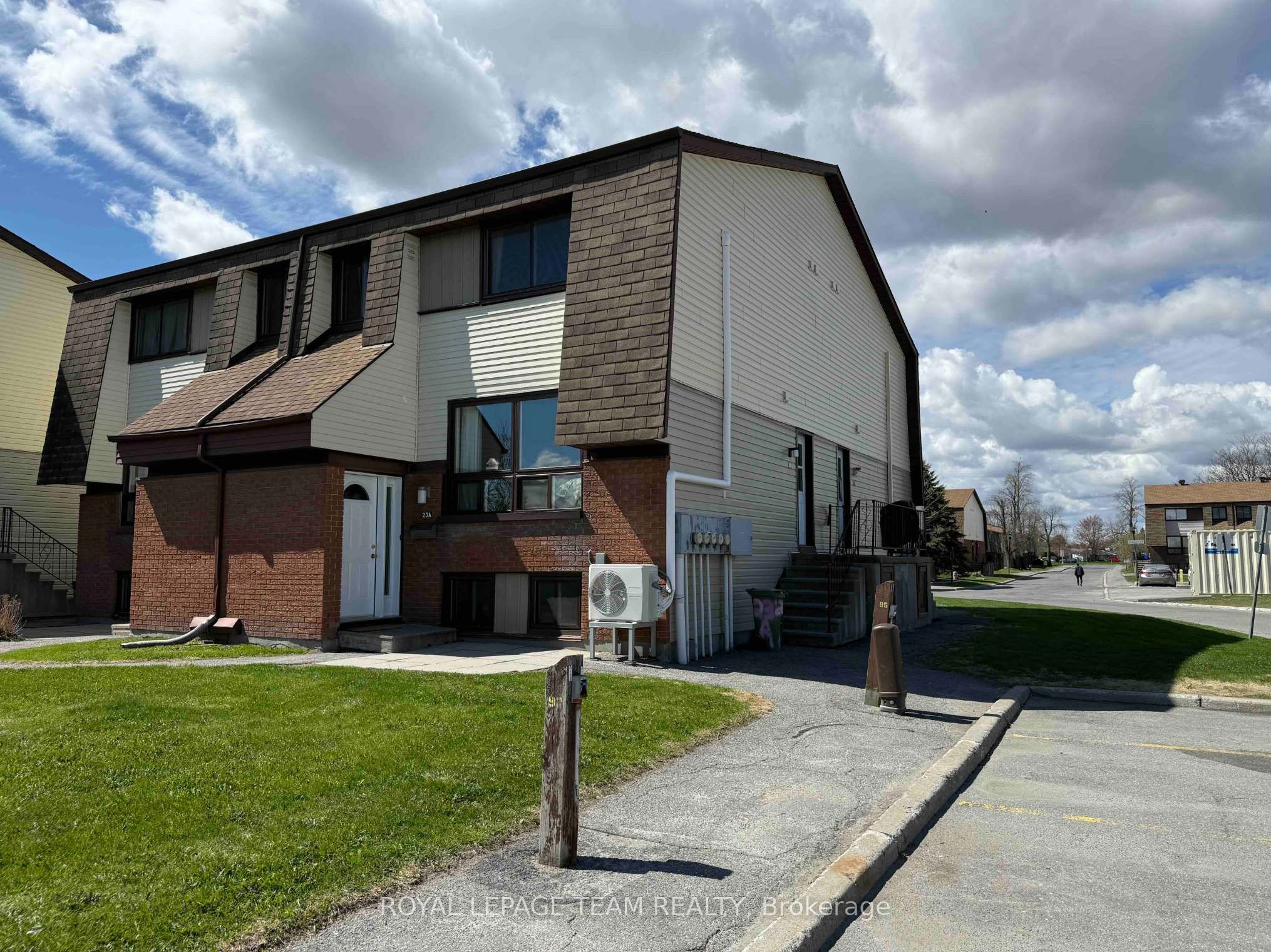 23A Woodvale Green N/a, Ottawa, ON, K2G 4H3