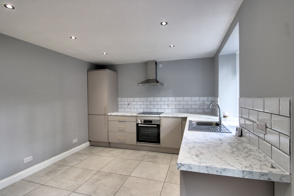 Additional image 12 of 4 bed town house for saleClyffard Crescent, Newport NP20