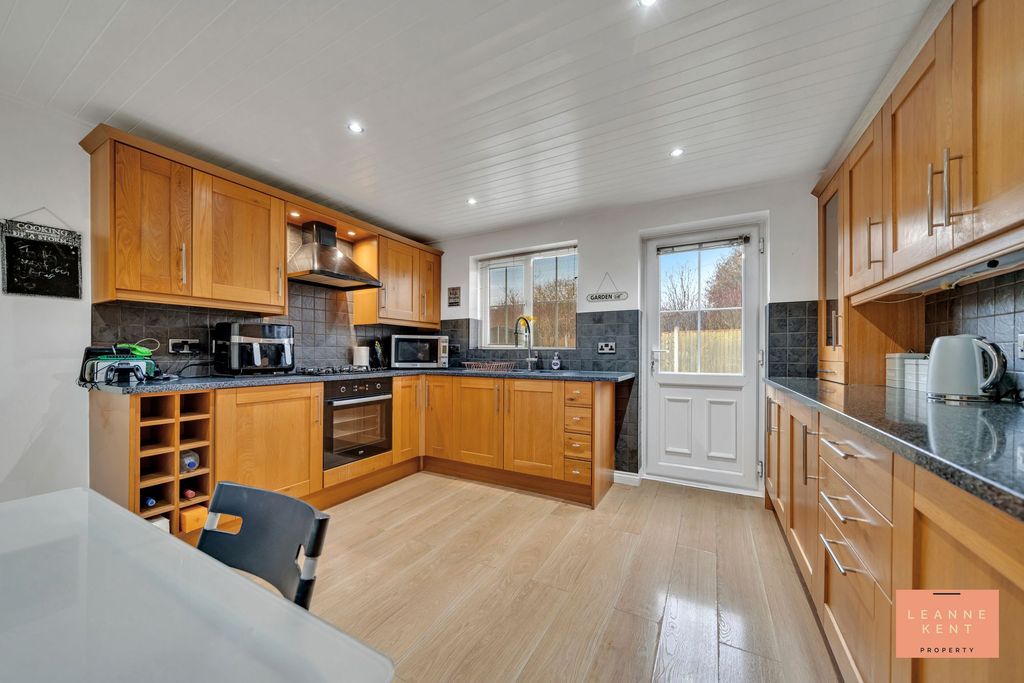 Additional image 15 of 4 bed detached house for saleHeol Tyddyn, Caerphilly CF83