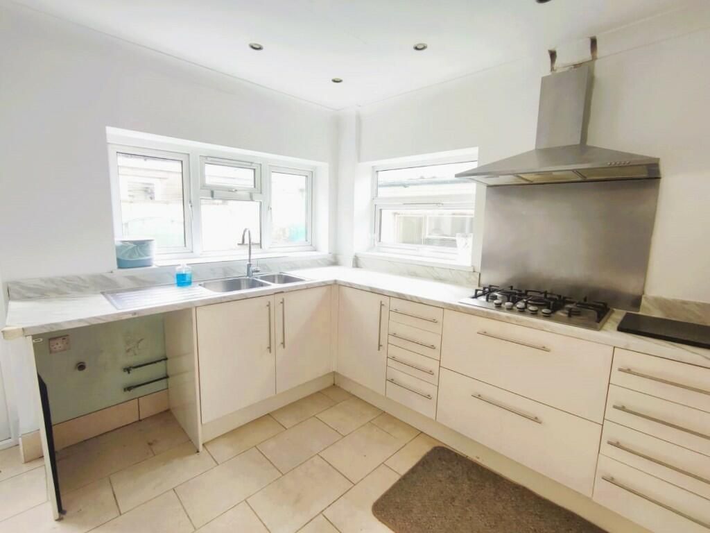 Additional image 10 of 5 bed terraced house for saleNeville Street, Cardiff CF11
