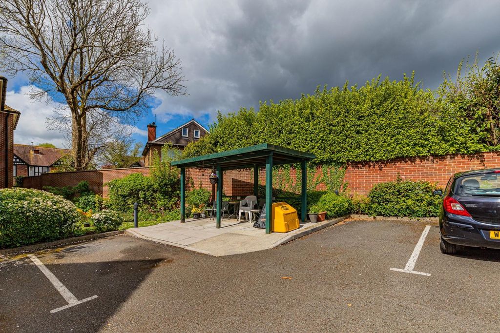 Additional image 11 of 1 bed flat for saleFidlas Road, Cardiff CF14
