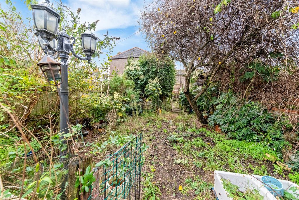 Additional image 9 of 4 bed terraced house for saleCowbridge Road East, Canton, Cardiff CF5
