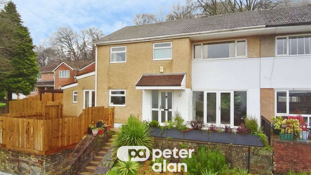 5 bed semi-detached house for saleAbbey Close, Taffs Well, Cardiff CF15