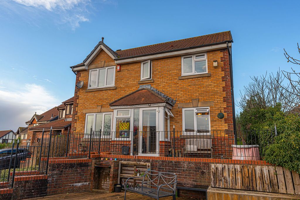 4 bed detached house for saleBadgers Walk, Undy NP26