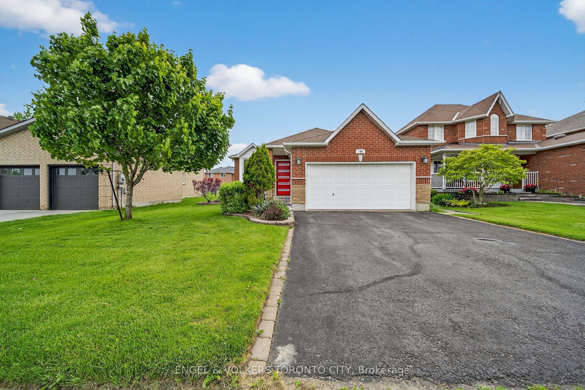 168 Hurst Drive, Barrie, ON, L4N 8P6