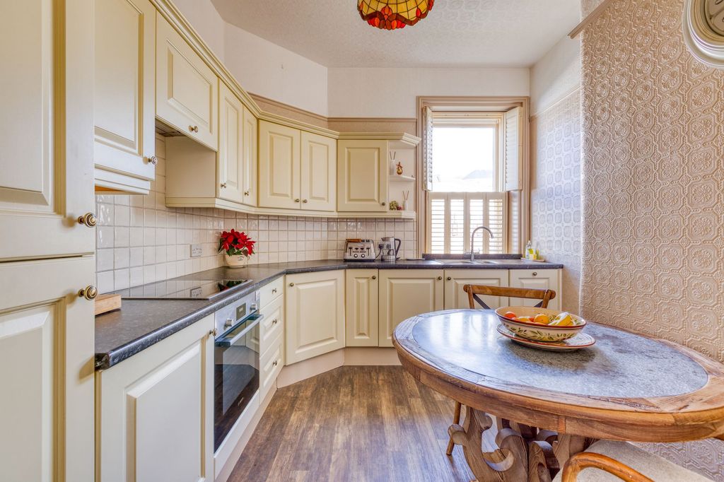 Additional image 3 of 2 bed flat for saleDon Road, St. Helier JE2