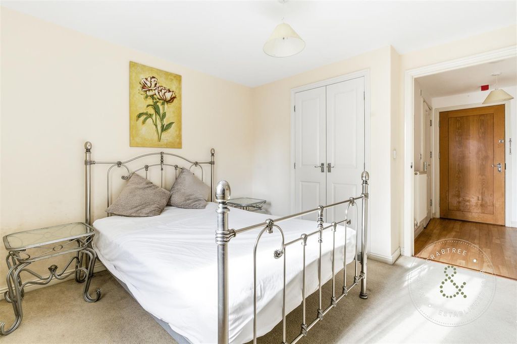 Additional image 14 of 1 bed flat for salePhoenix Way, Heath, Cardiff CF14