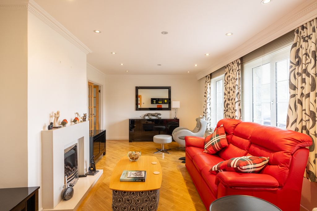 Additional image 13 of 3 bed semi-detached house for saleLe Long Trac, St. Martin, Guernsey GY4