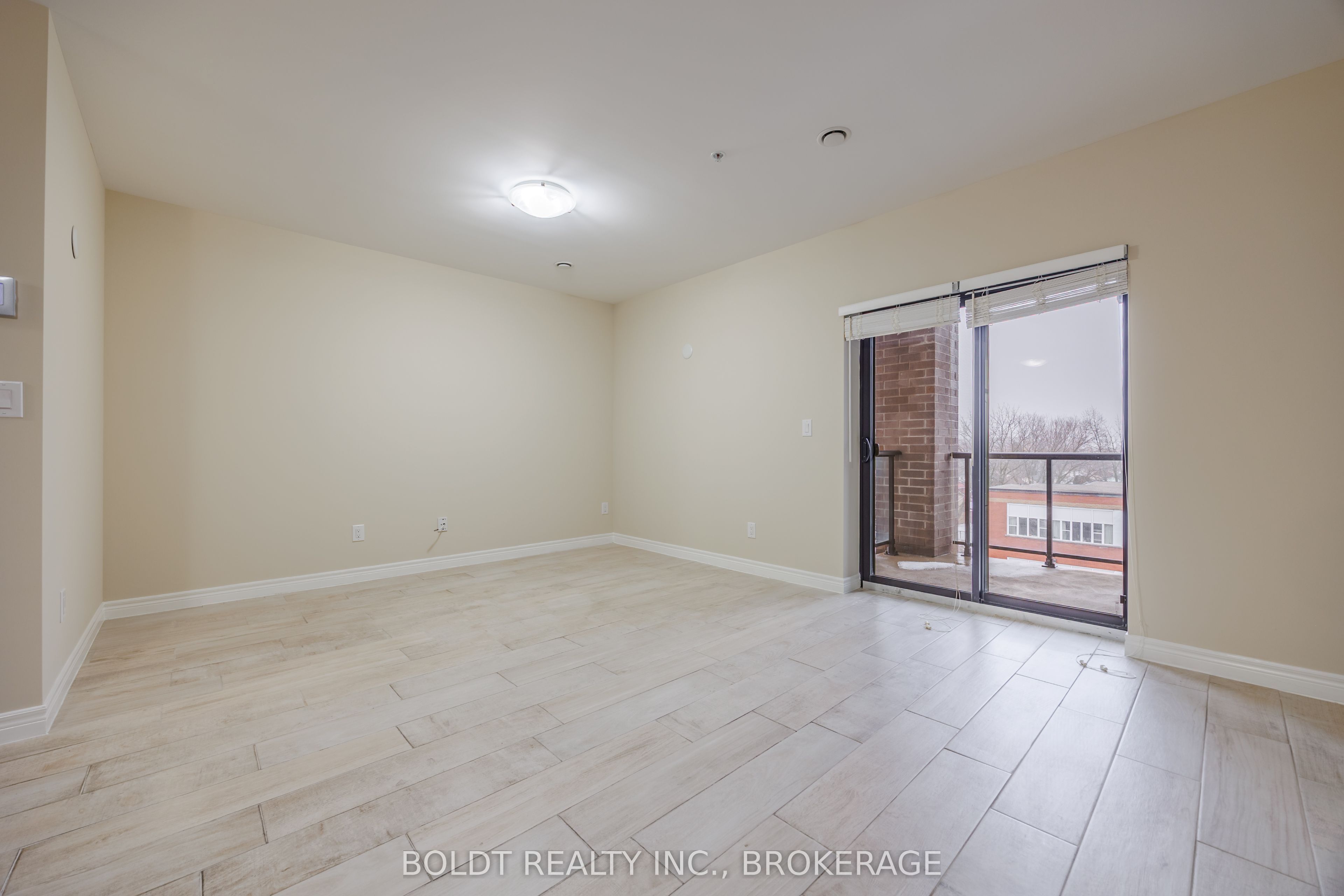 Additional image 6 of 502-5837 Dunn Street, Niagara Falls, ON, L2G 0X7