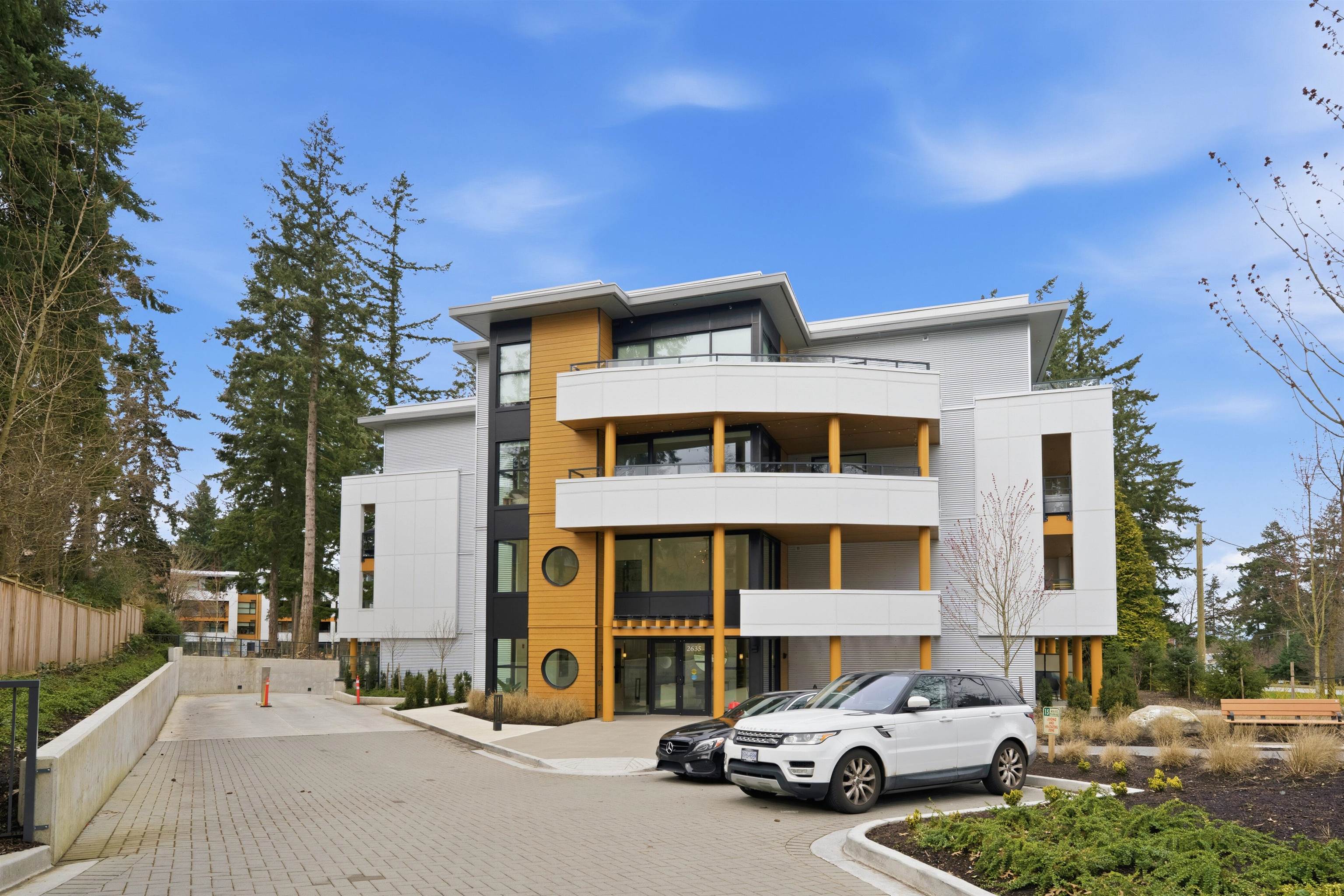 227-2635 King George Boulevard, Surrey, BC, V4P 0H7