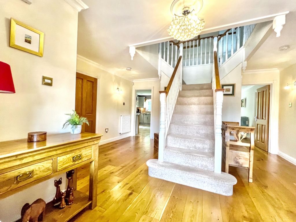 Additional image 19 of 4 bed detached house for saleOutstanding Family Home 8 Walnut Grove, Crick, Caldicot, Monmouthshire NP26