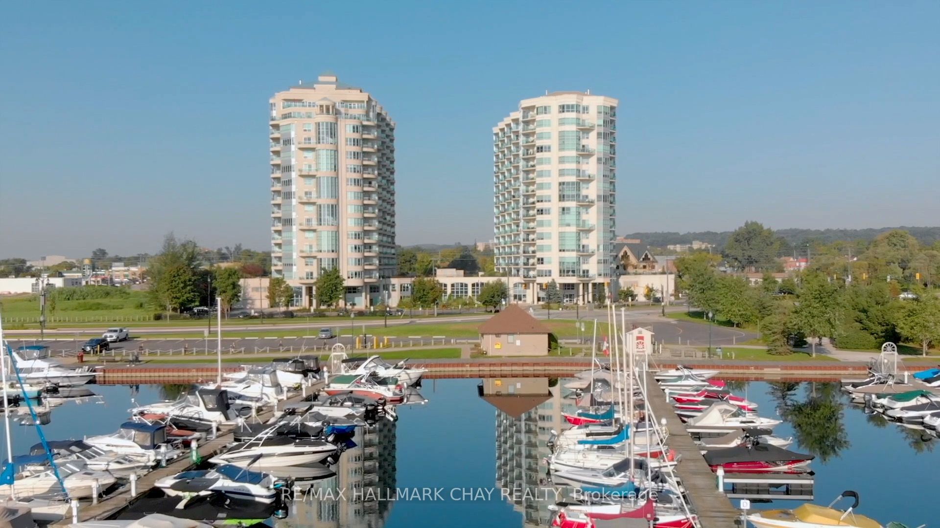 903-2 Toronto Street, Barrie, ON, L4N 9R2