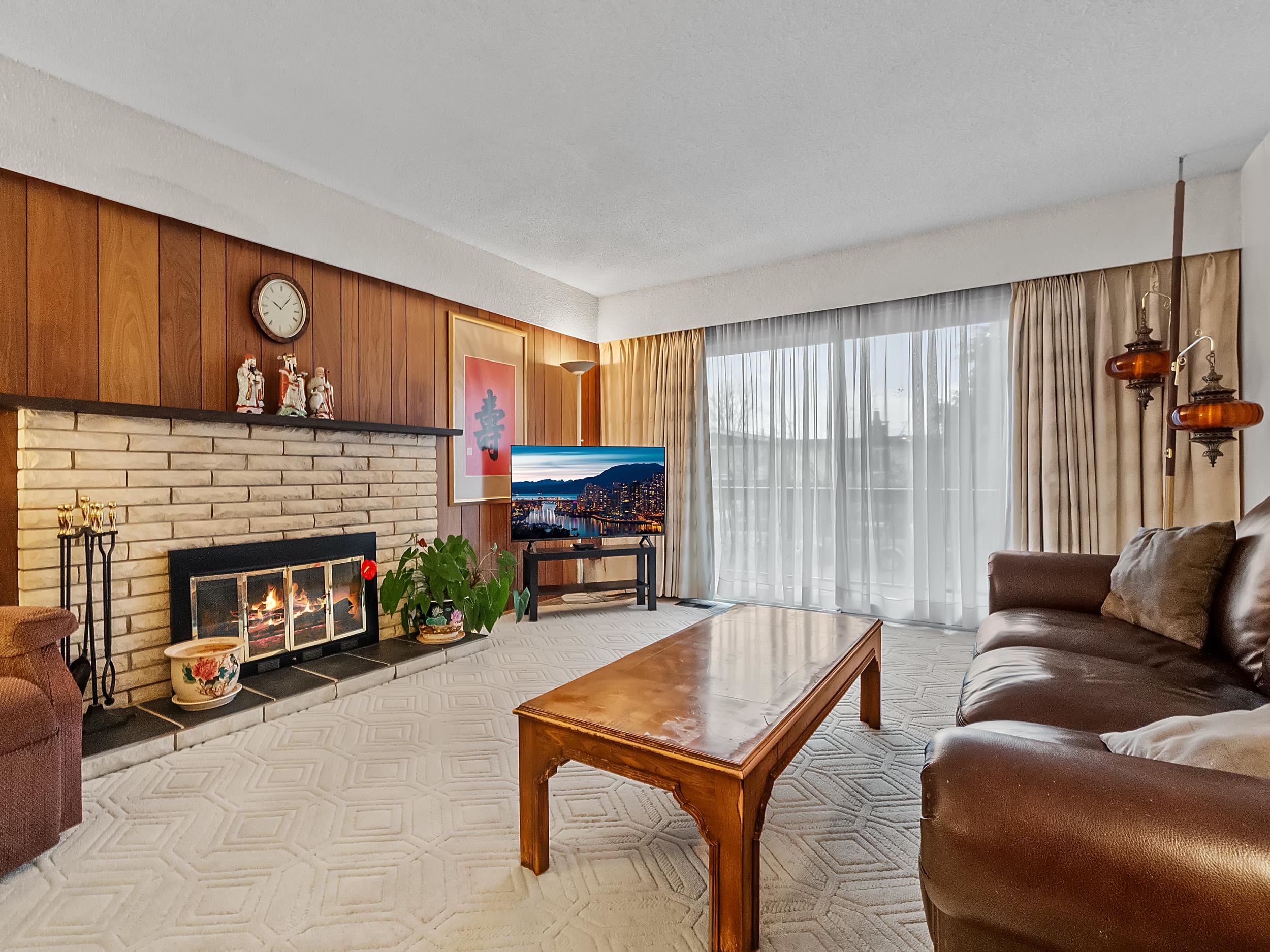 Additional image 3 of 352 38th Avenue E, Vancouver, BC, V5W 1H6