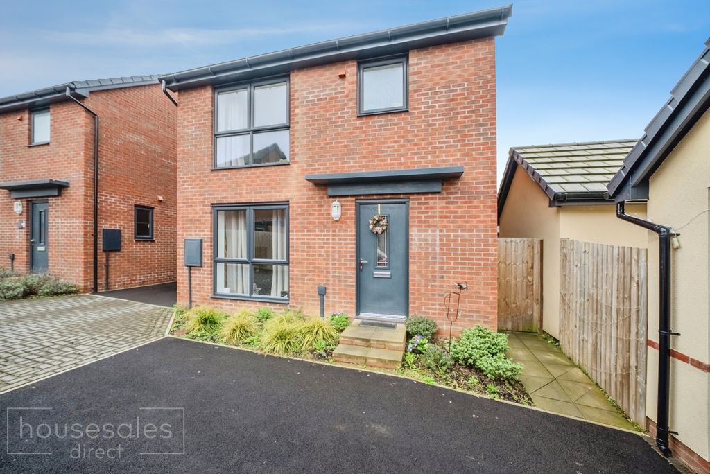 3 bed detached house for saleKingdom Court, Chepstow NP16