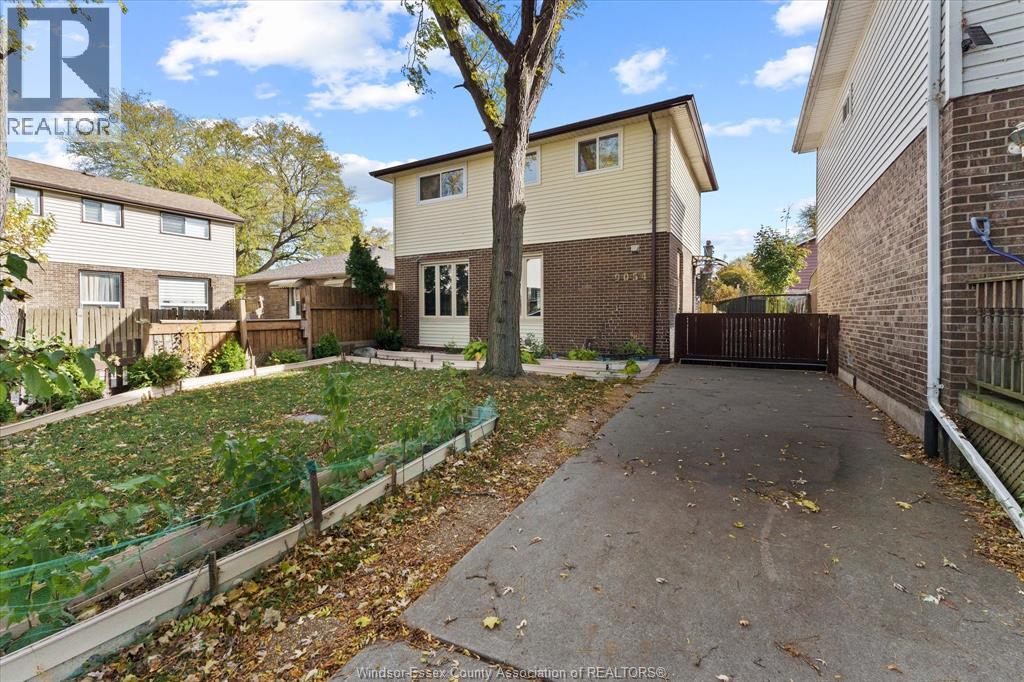 Additional image 3 of 9054 Conway Court, Windsor, ON, N8S4G3