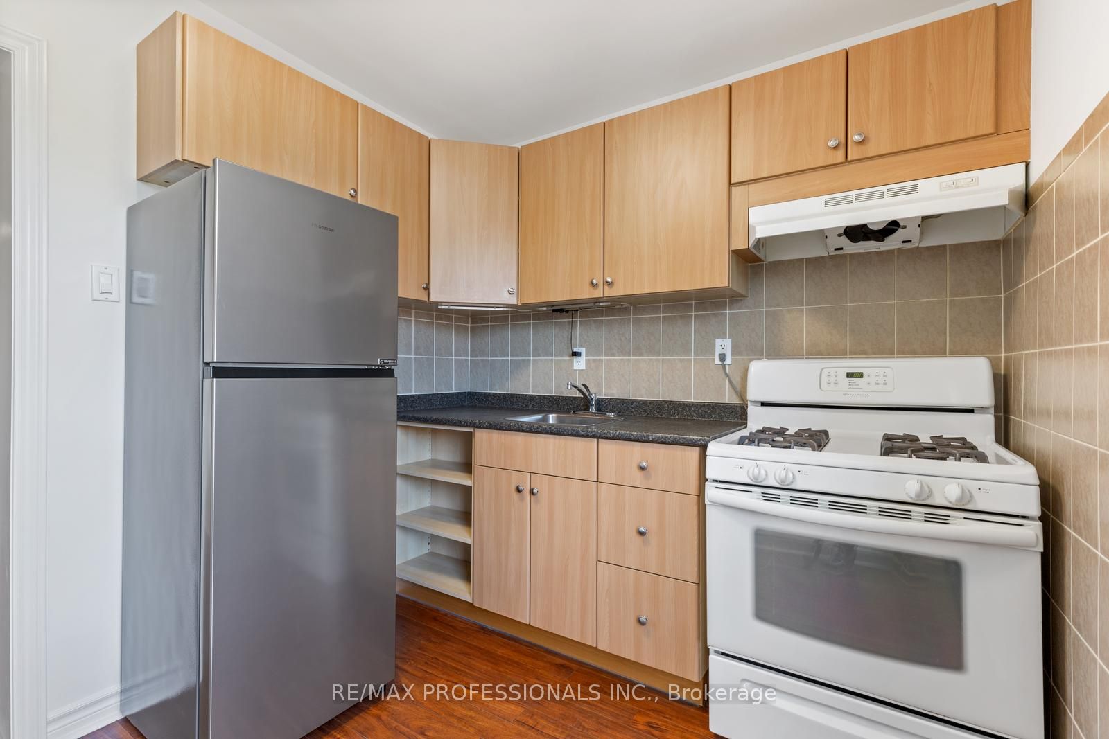 Additional image 3 of 8 Parr Street, Toronto, ON, M6J 2E3