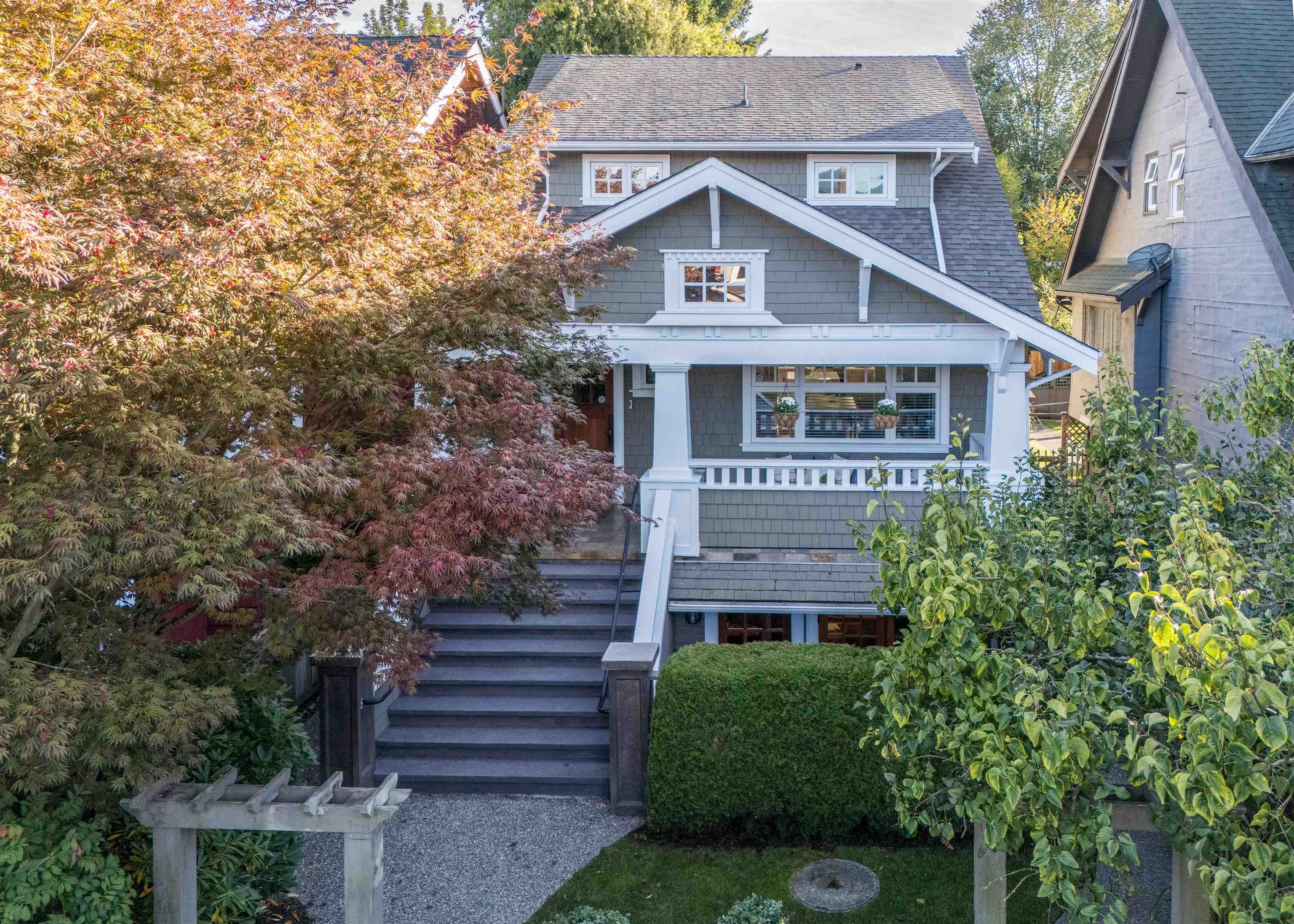 3242 3rd Avenue W, Vancouver, BC, V6K 1N4