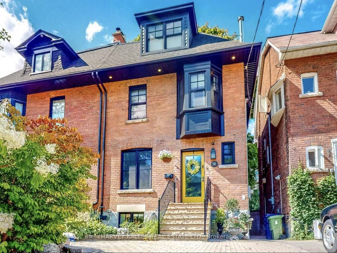 Lower-10 Duggan Avenue, Toronto, ON, M4V 1Y2