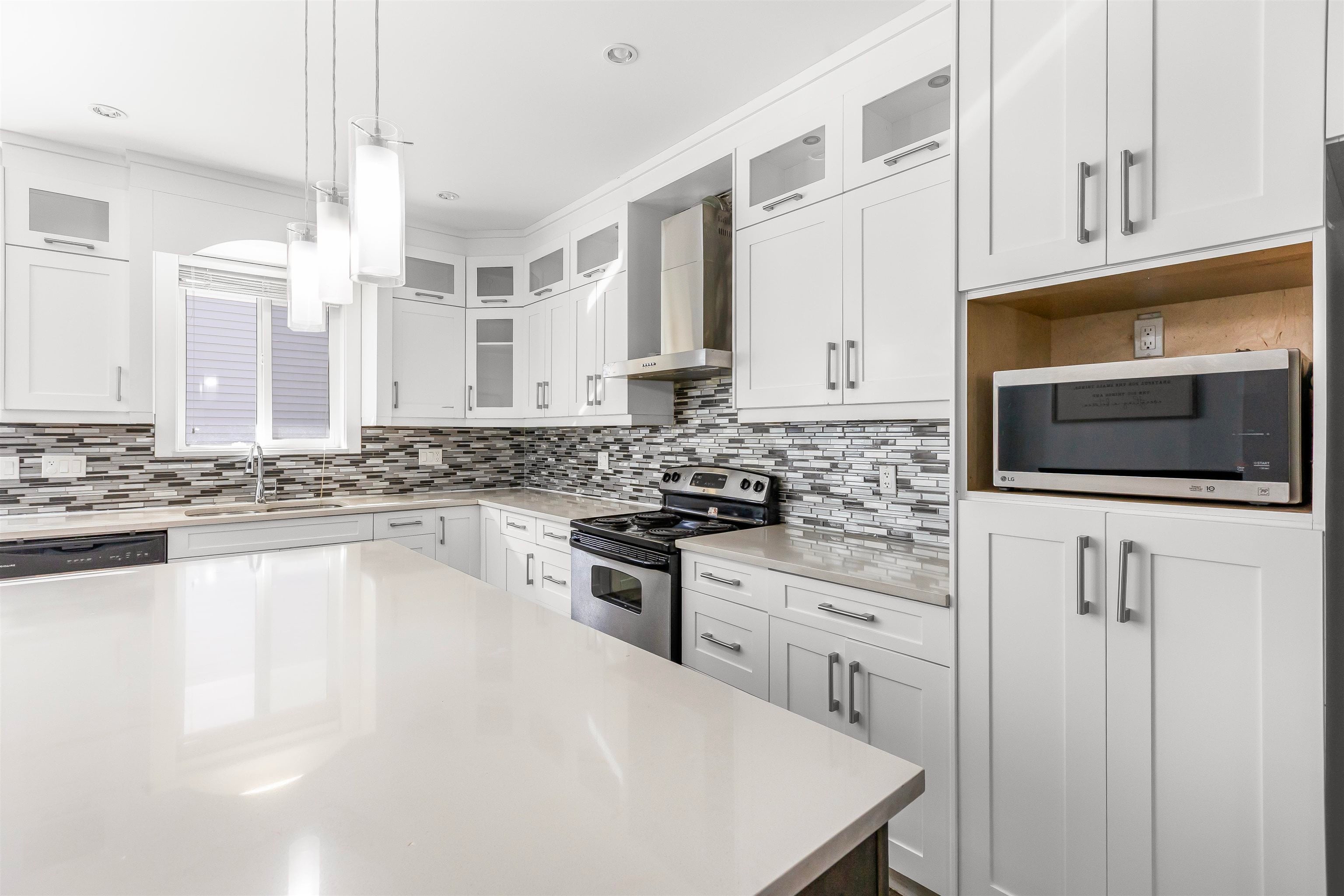 Additional image 6 of 6015 138a Street, Surrey, BC, V3X 1E7