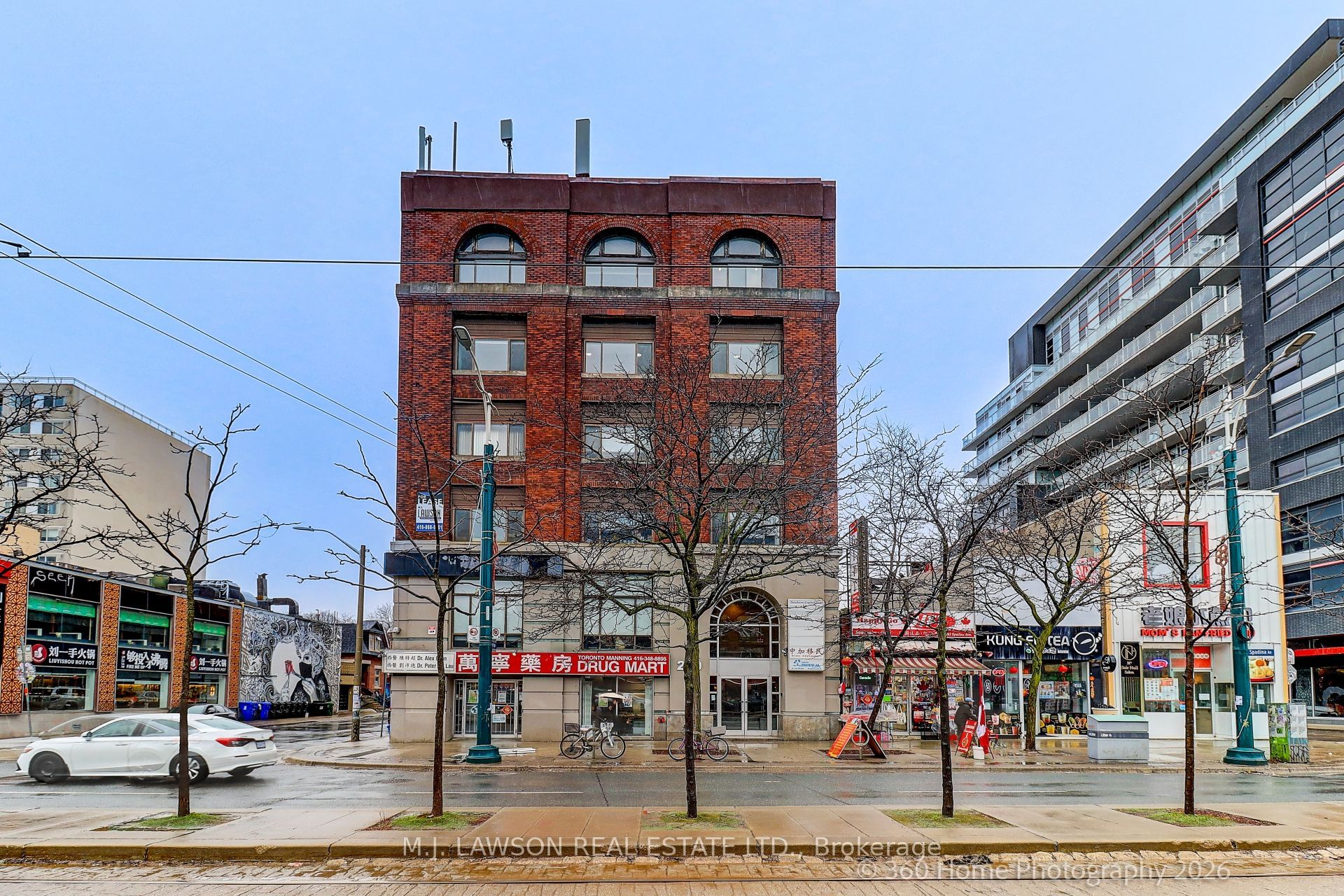 405-260 Spadina Avenue, Toronto, ON, M5T 2E4
