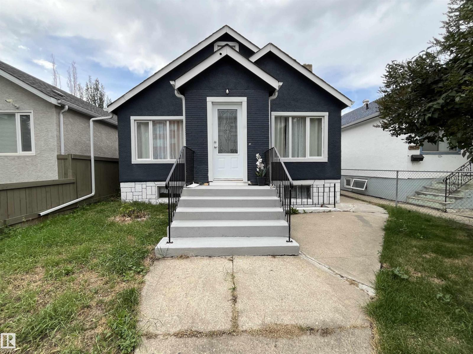 9638 106 Avenue NW, Edmonton, AB, T5H0N4