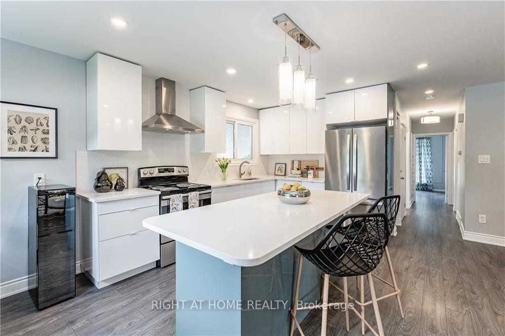 Additional image 3 of 118 Briarwood Crescent, Hamilton, ON, L9C 4C4