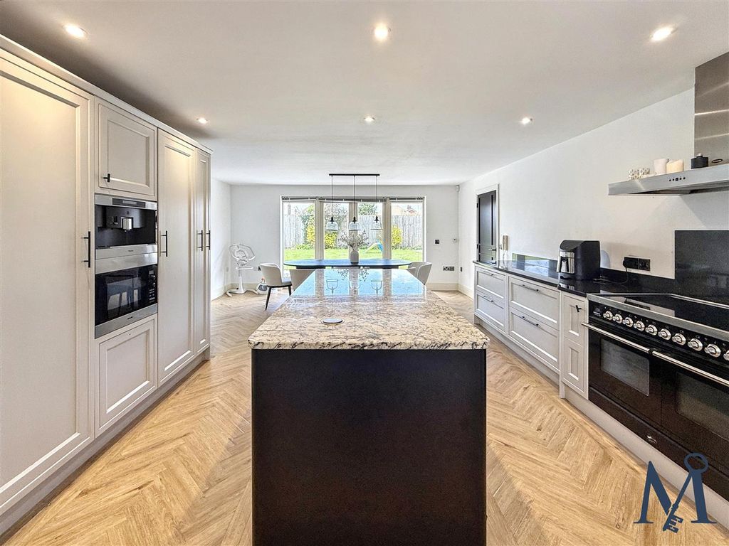 Additional image 2 of 4 bed detached house to rentBurton Road, Ashby-De-La-Zouch LE65