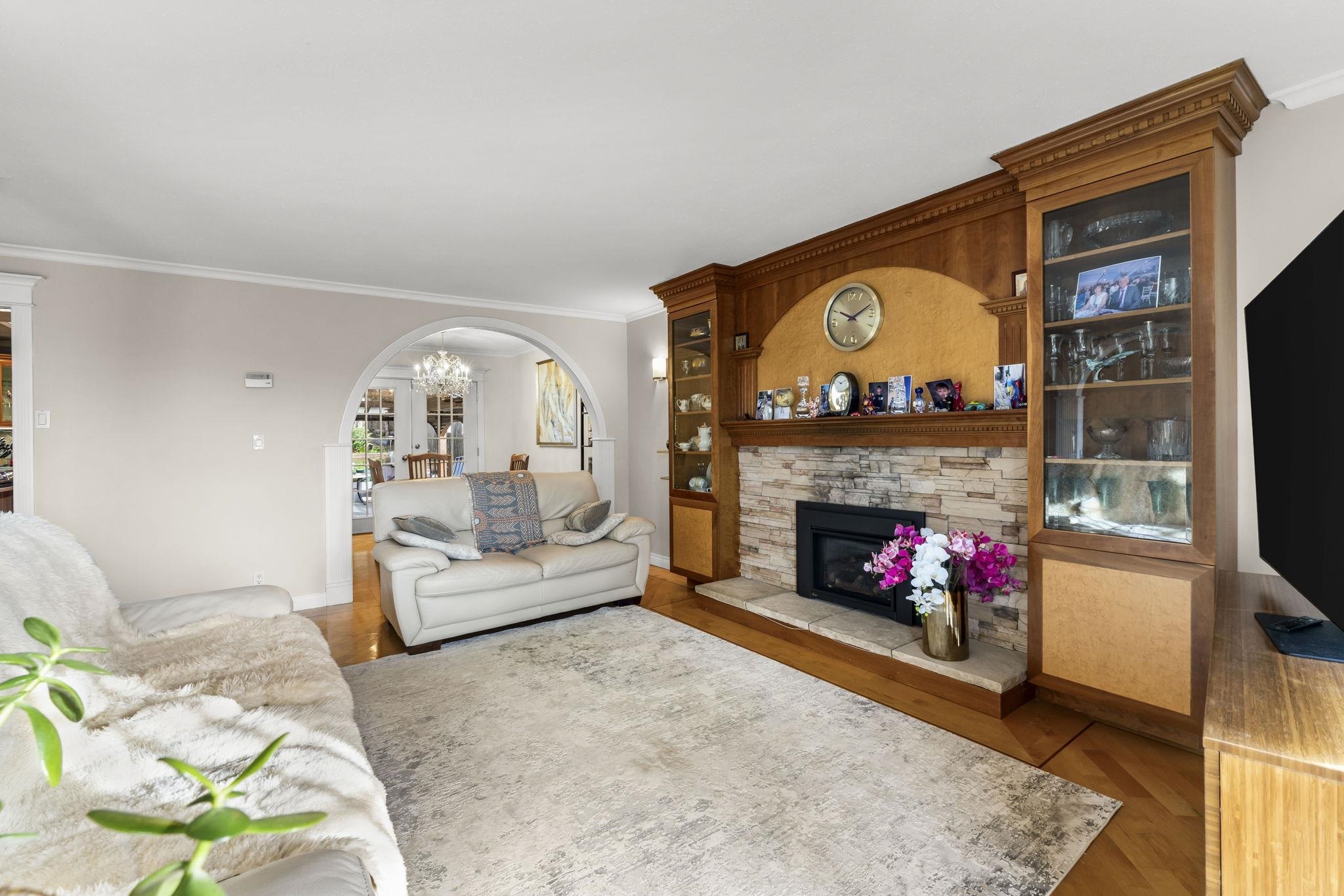 Additional image 6 of 317 Gloucester Court, Coquitlam, BC, V3K 5S6