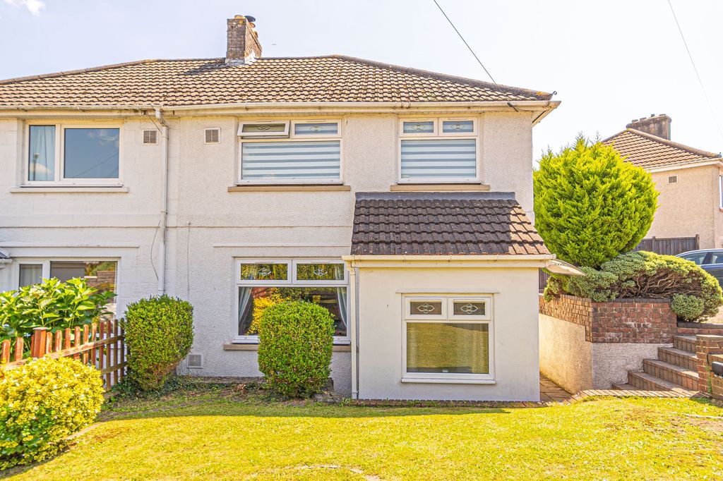 3 bed semi-detached house for saleMalpas Road, Newport NP20