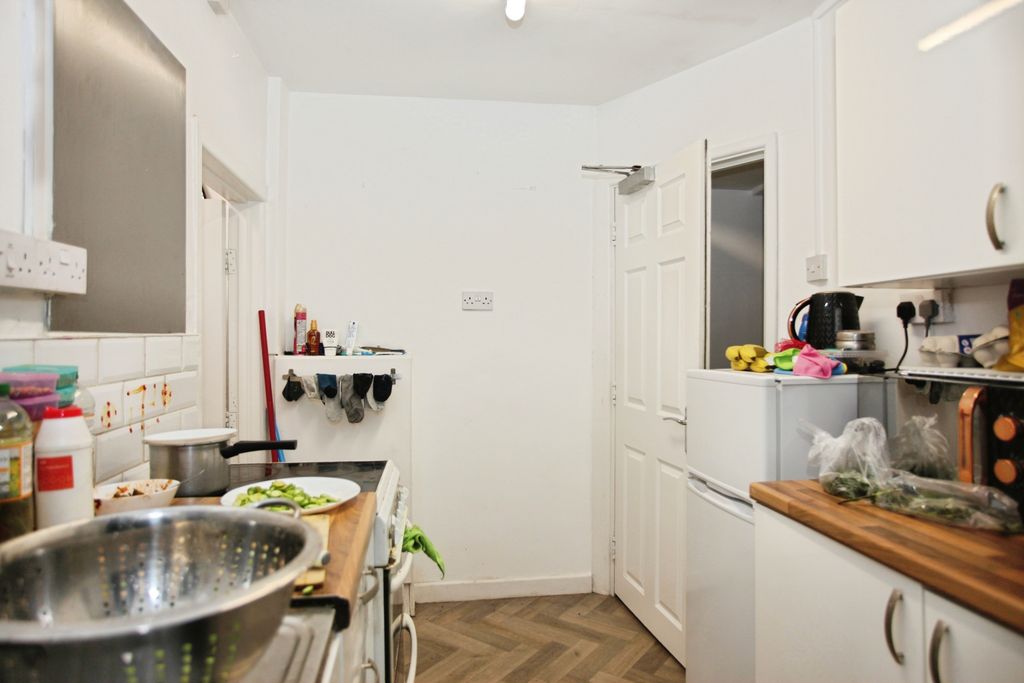 Additional image 26 of 5 bed end terrace house for saleCaerleon Road, Newport NP19