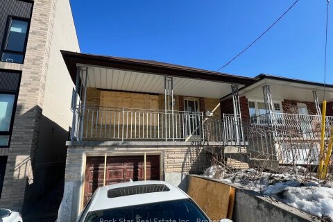 Additional image 8 of 12 Holmesdale Road, Toronto, ON, M6E 1Y1
