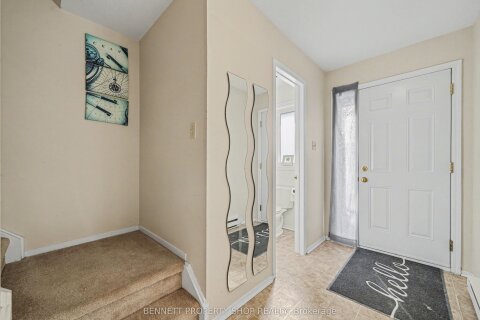 Additional image 8 of 37 Pixley Private, Ottawa, ON, K1G 4C3