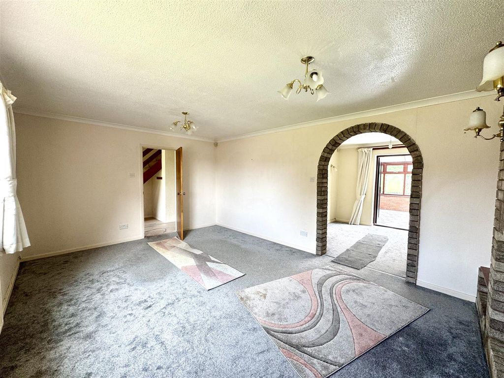 Additional image 4 of 4 bed detached house for saleCastle Gardens, Caldicot NP26