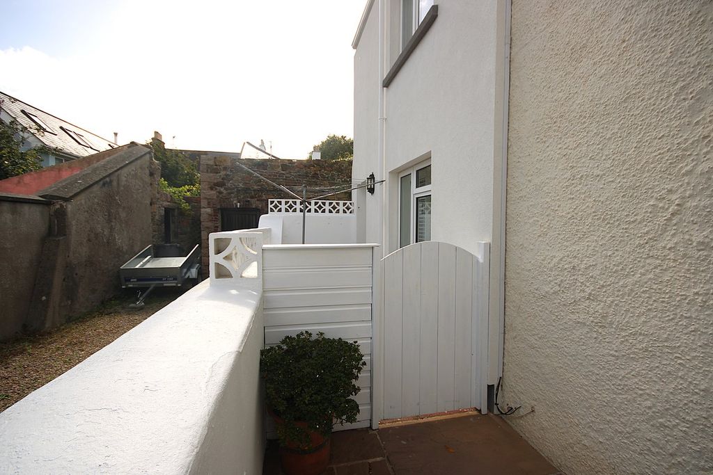 Additional image 13 of 3 bed terraced house for saleColumbus Street, St Helier JE2