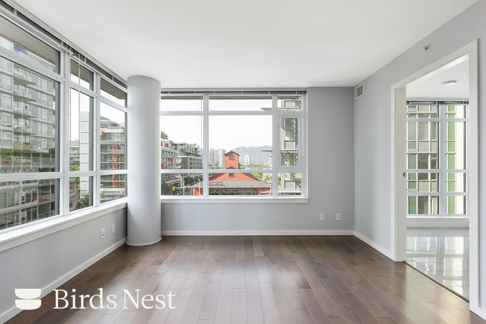 606-89 2nd Avenue W, Vancouver, BC, V5Y 1B3