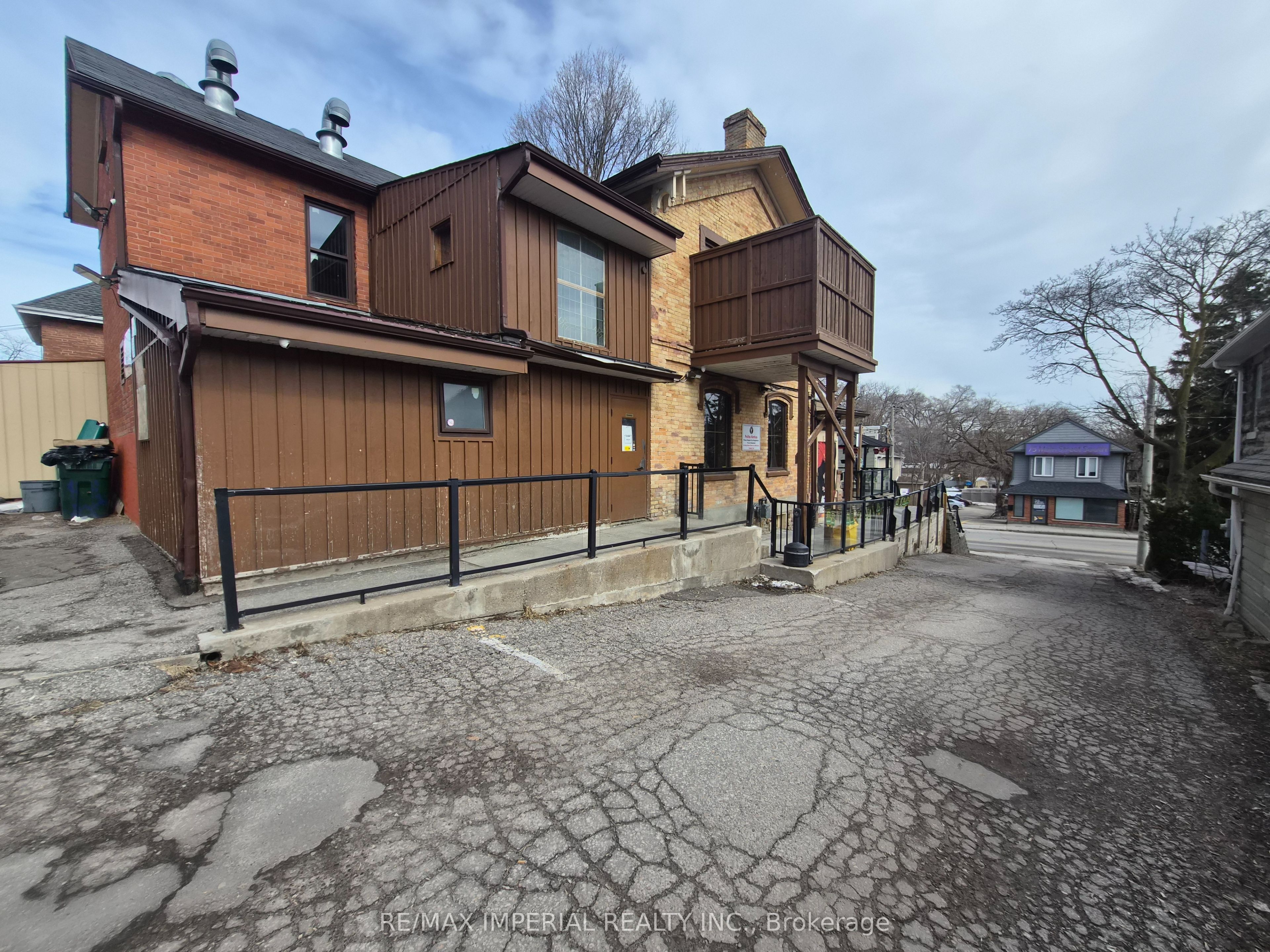 Additional image 3 of 74 Main Street S, Newmarket, ON, L3Y 3Y6