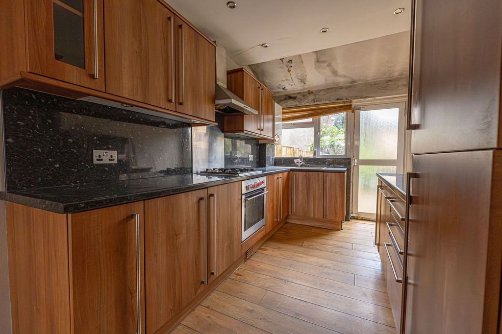 Additional image 4 of 3 bed terraced house for saleMorris Street, Newport NP19