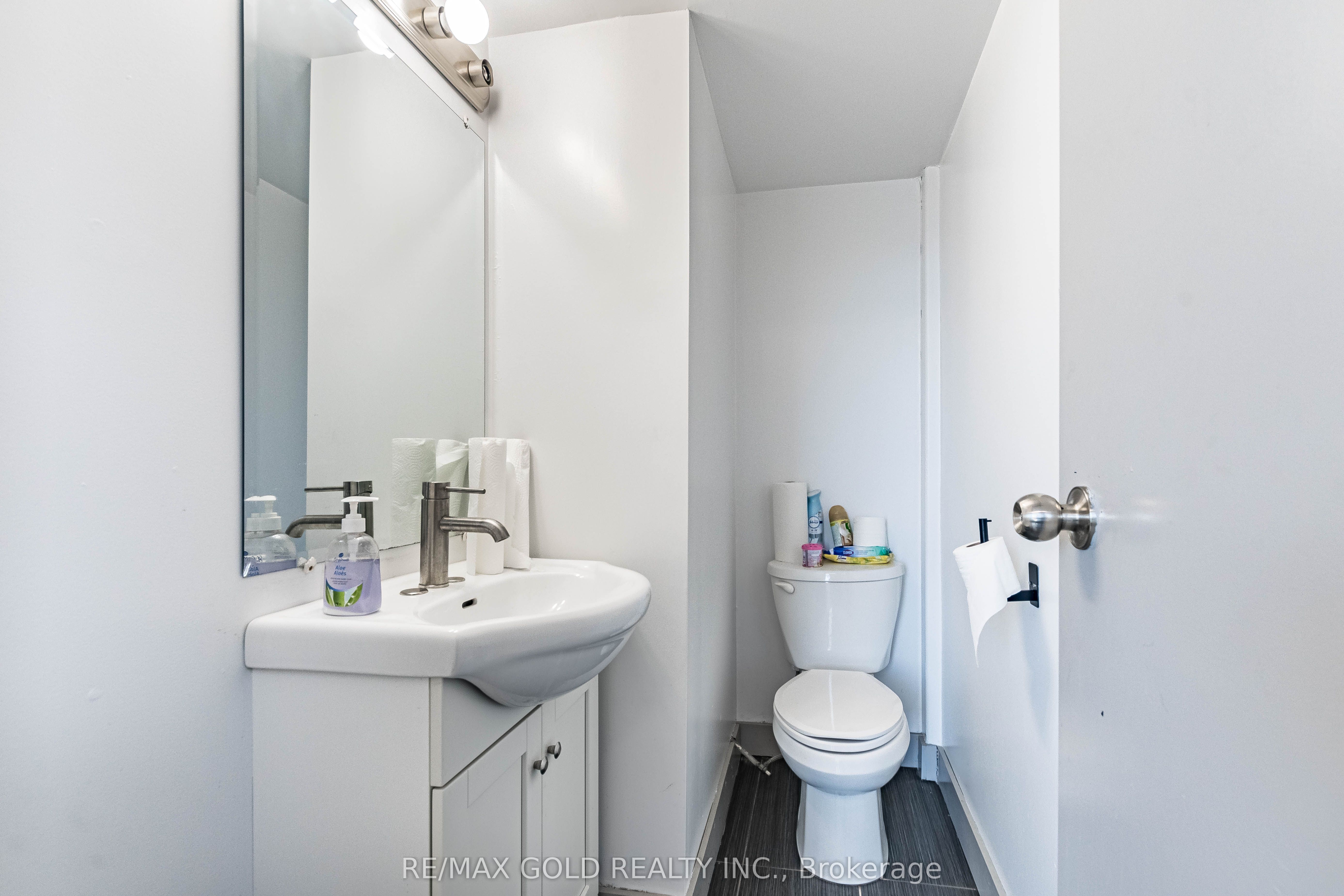 Additional image 5 of 2-7091 Hurontario Street, Mississauga, ON, L5S 1Z8