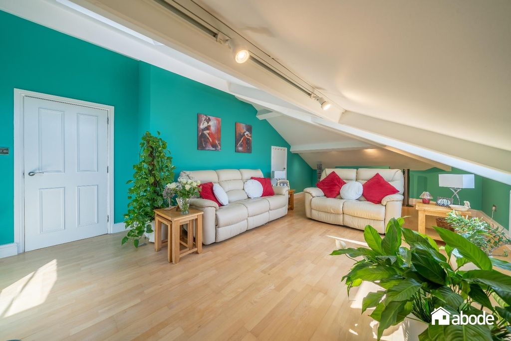 Additional image 12 of 4 bed flat for saleGreen Lane, Mossley Hill, Liverpool L18